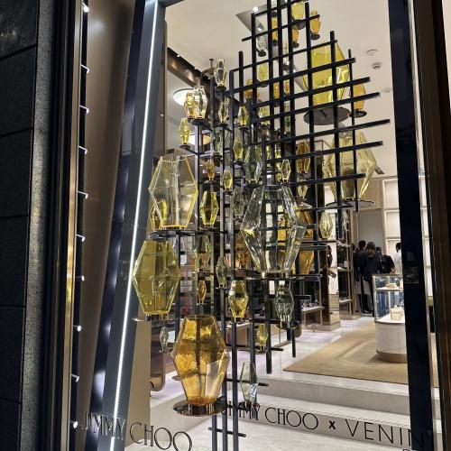 JIMMY CHOO | shop window JC x Venini, Salone del mobile